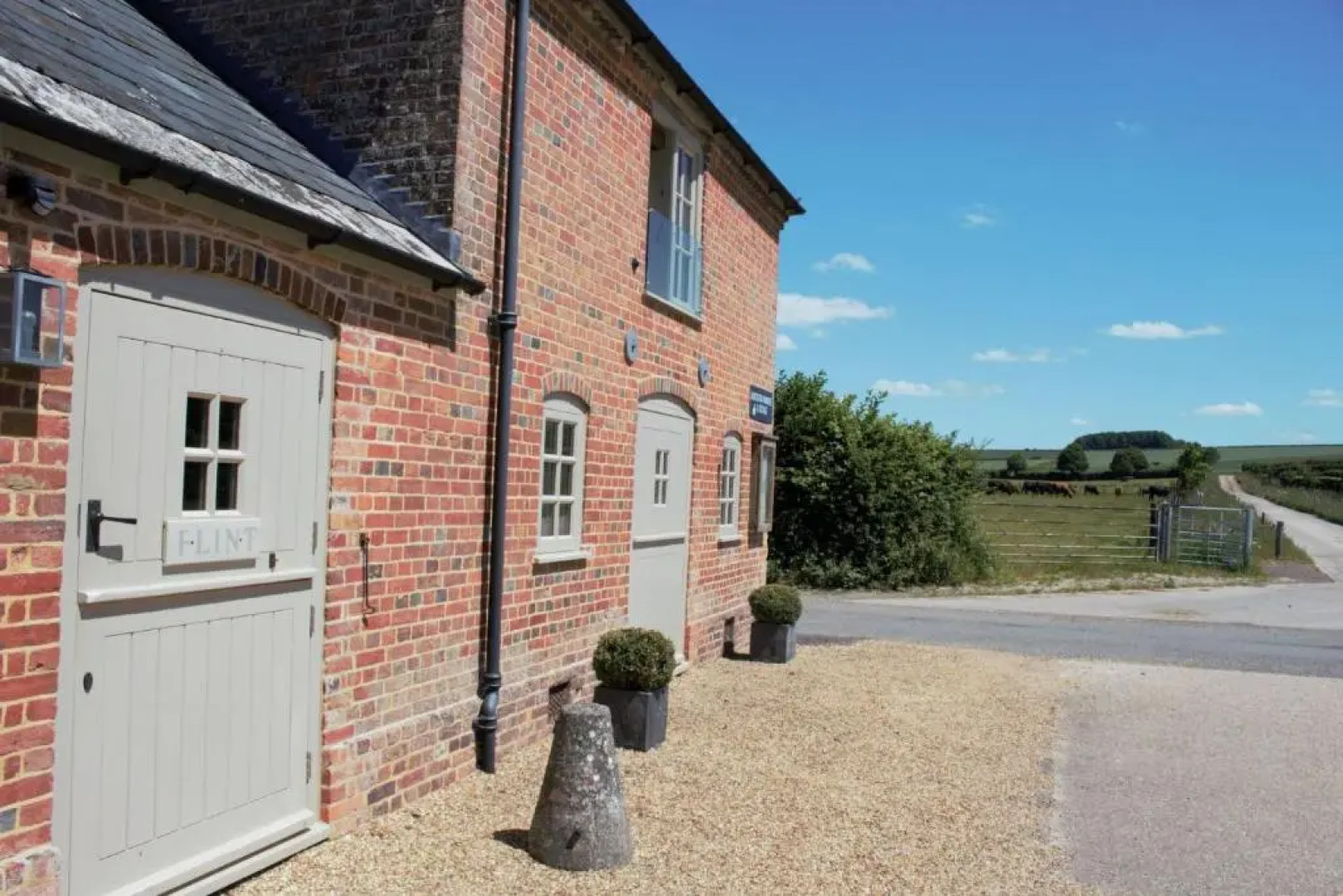 The Cottages at Launceston Farm