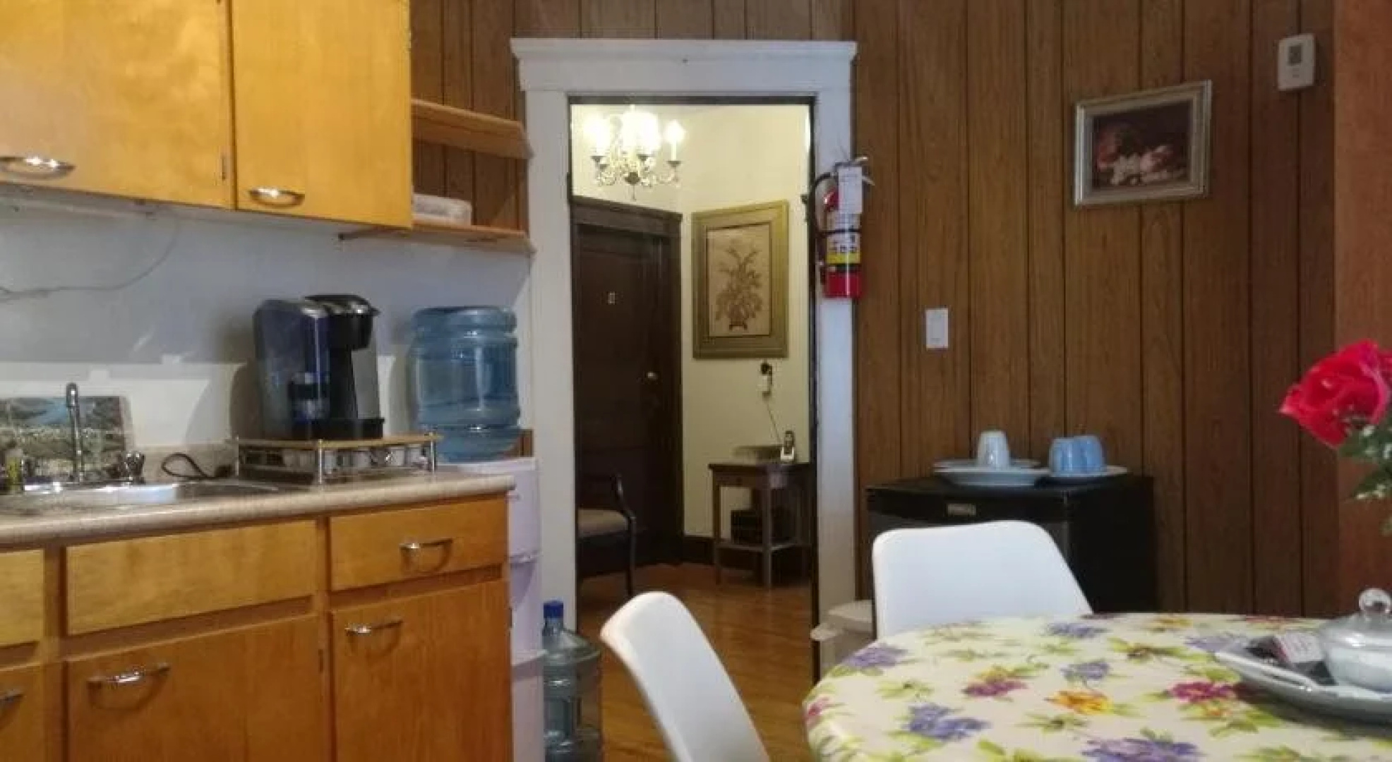 Ambassador B&B Guest Home