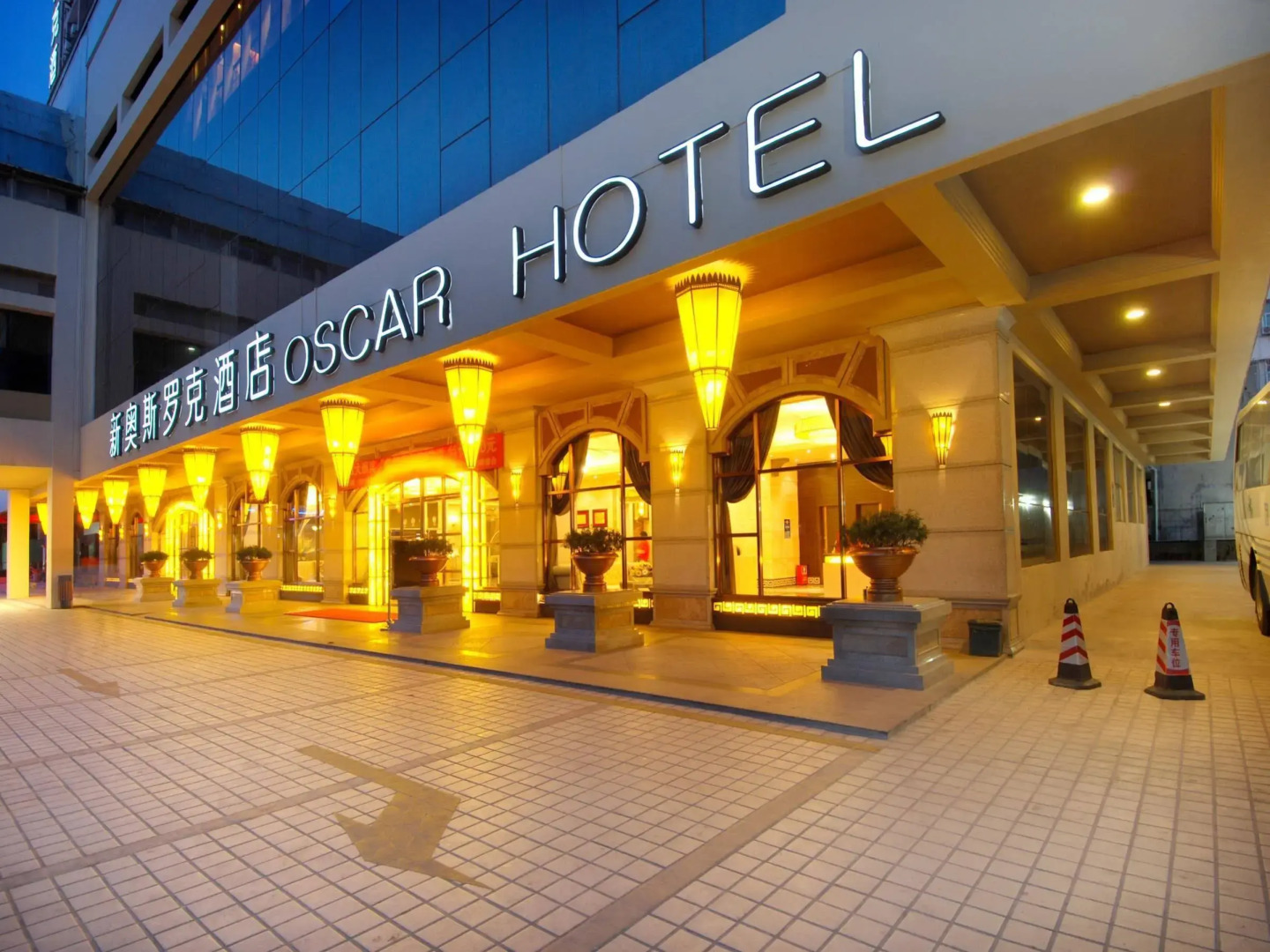 Oscar Hotel