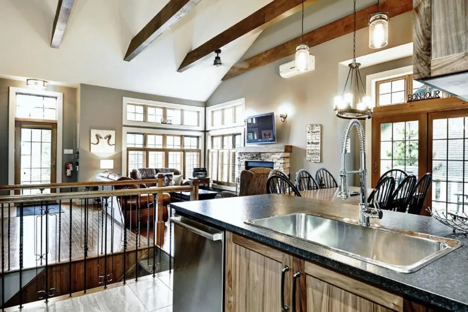 Chalets Alpins - 25 Chemin des Skieurs