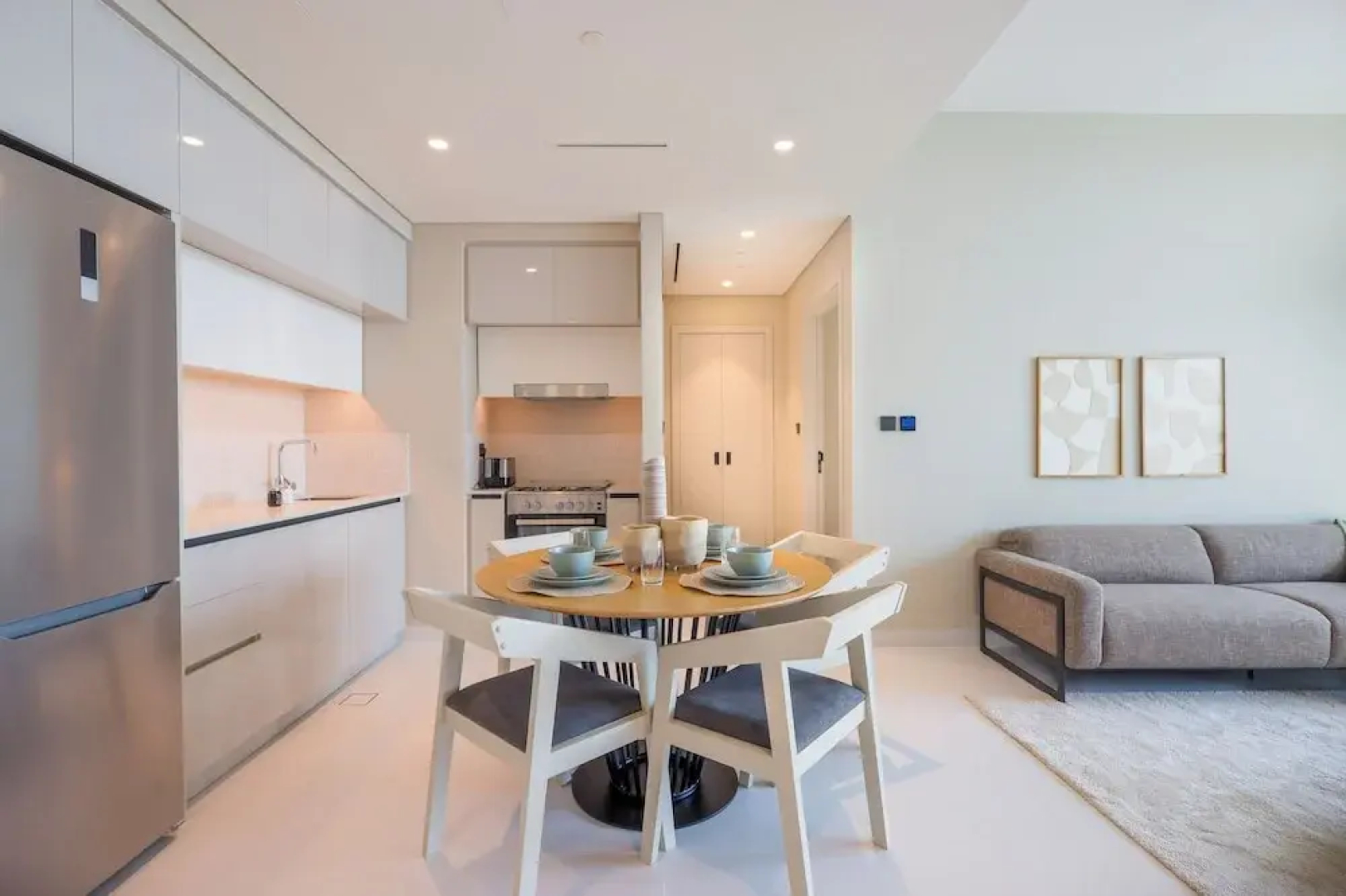 Aya - Exquisite Beachfront 1BR Living in Palm Jumeirah
