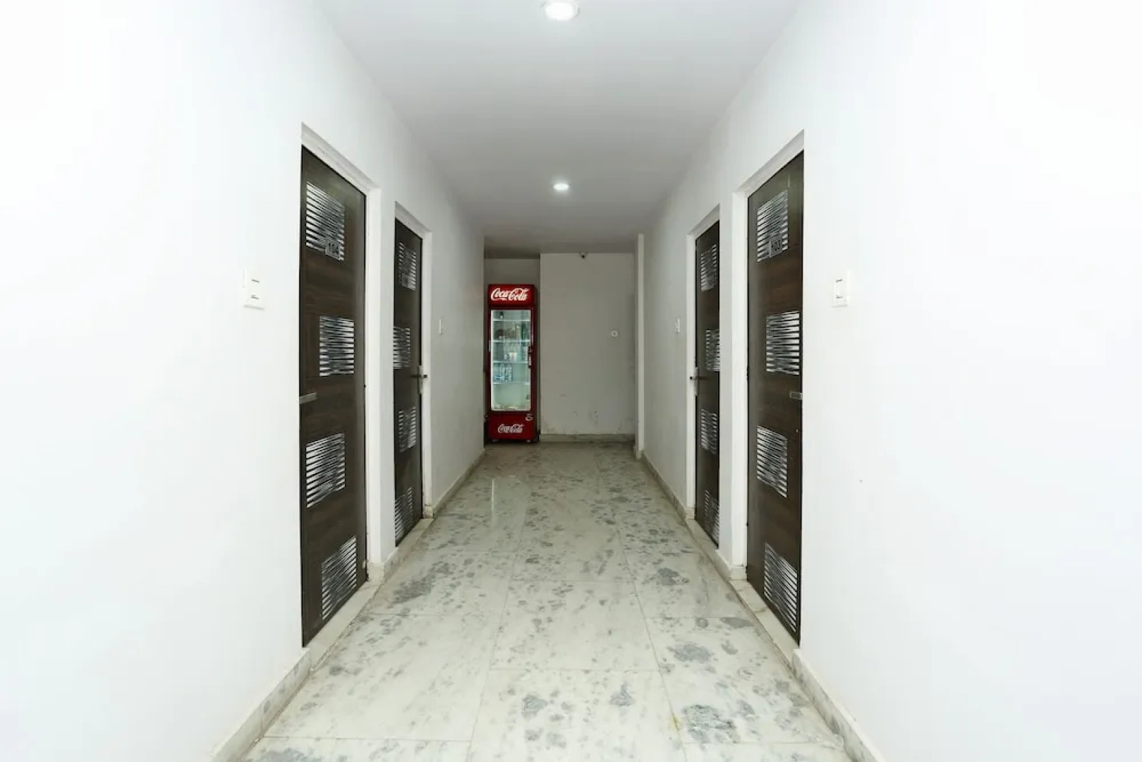 OYO 16904 Hotel Maharaja Palace