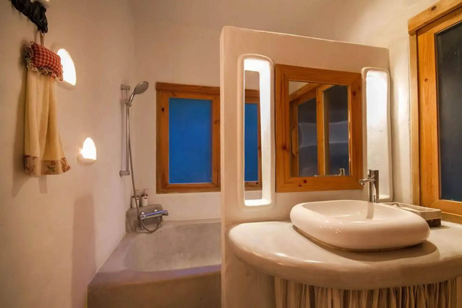 Morning Glory Resort