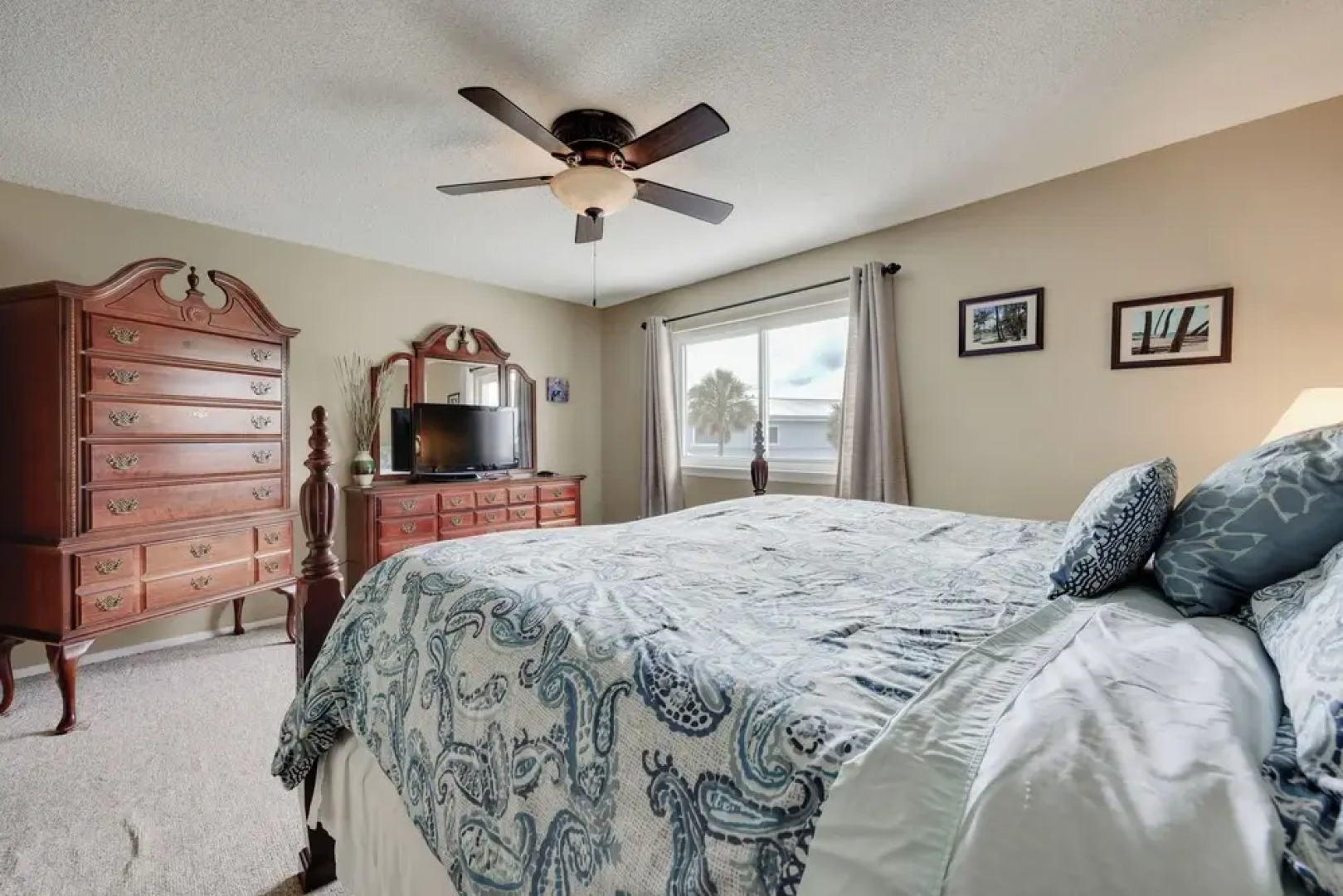 Riverfront Weleka Condo w/ Dock & Pool Access