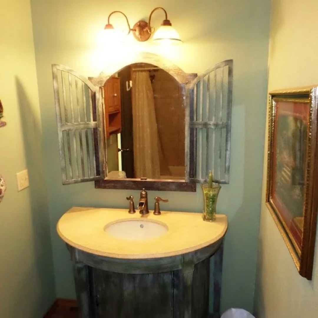 Lost Bridge Lake House