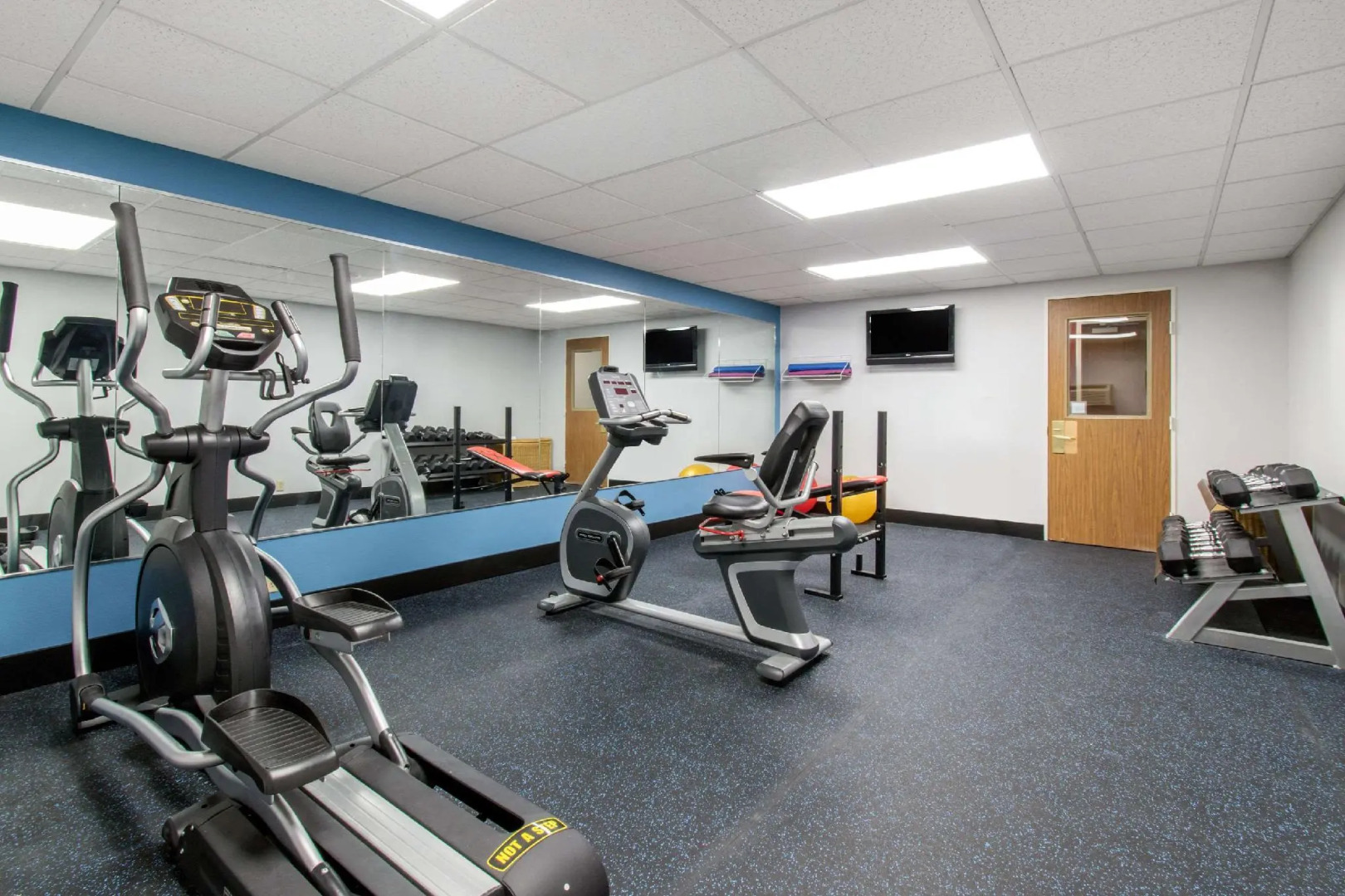 Hawthorn Extended Stay by Wyndham Chambersburg