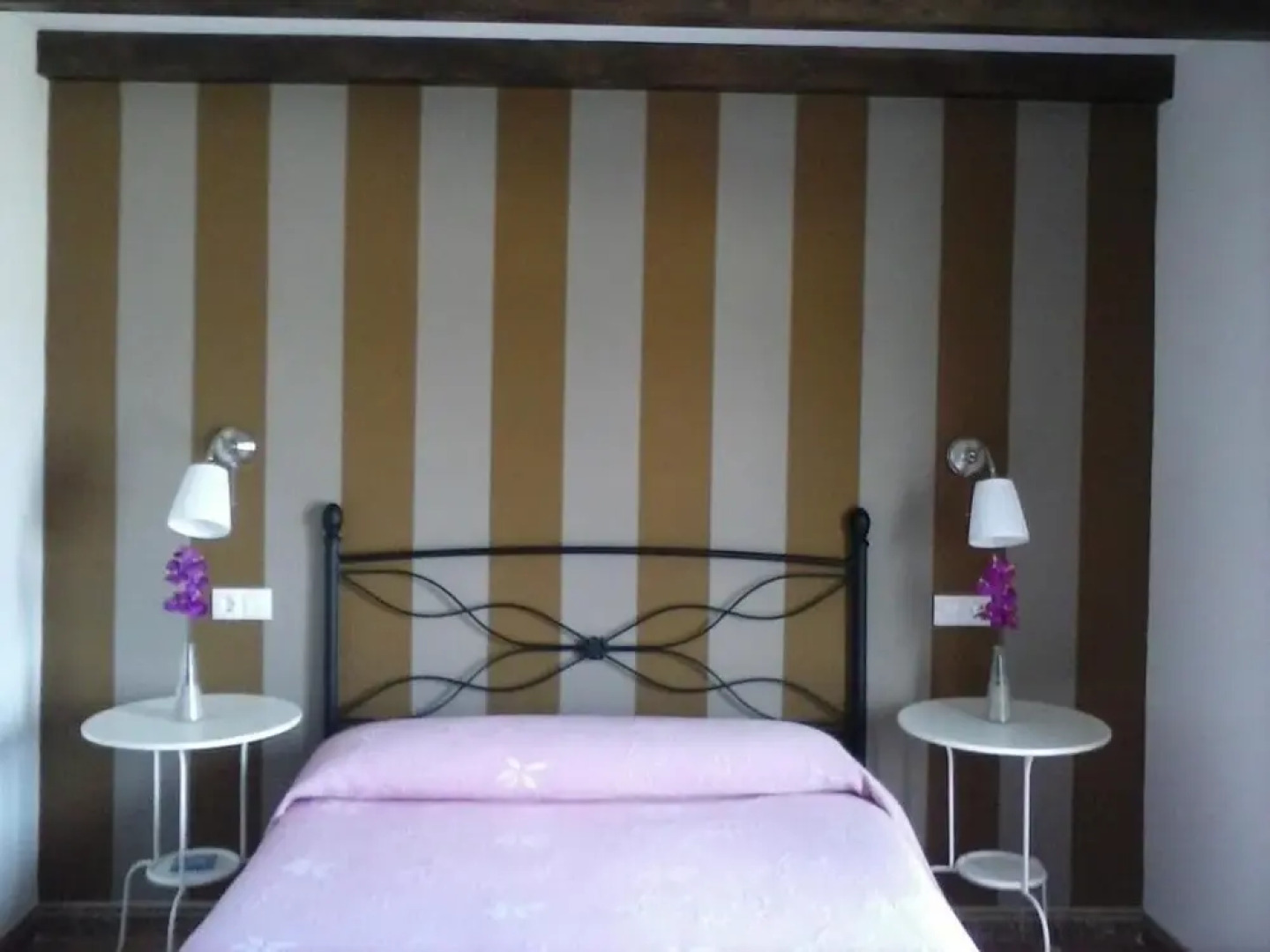 Hostal Restaurante Parajes