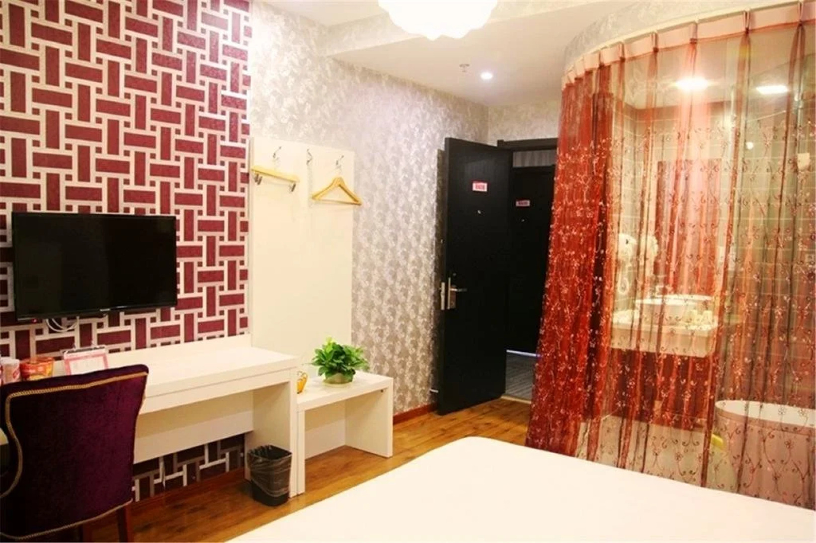 City 118 Hotel Qingdao Licang Square