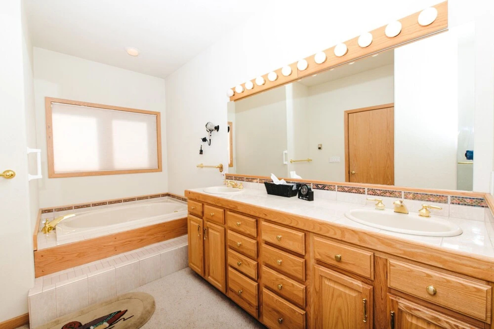 HSRW Falcon Home 5 Bed 4 Ba Silverthorne