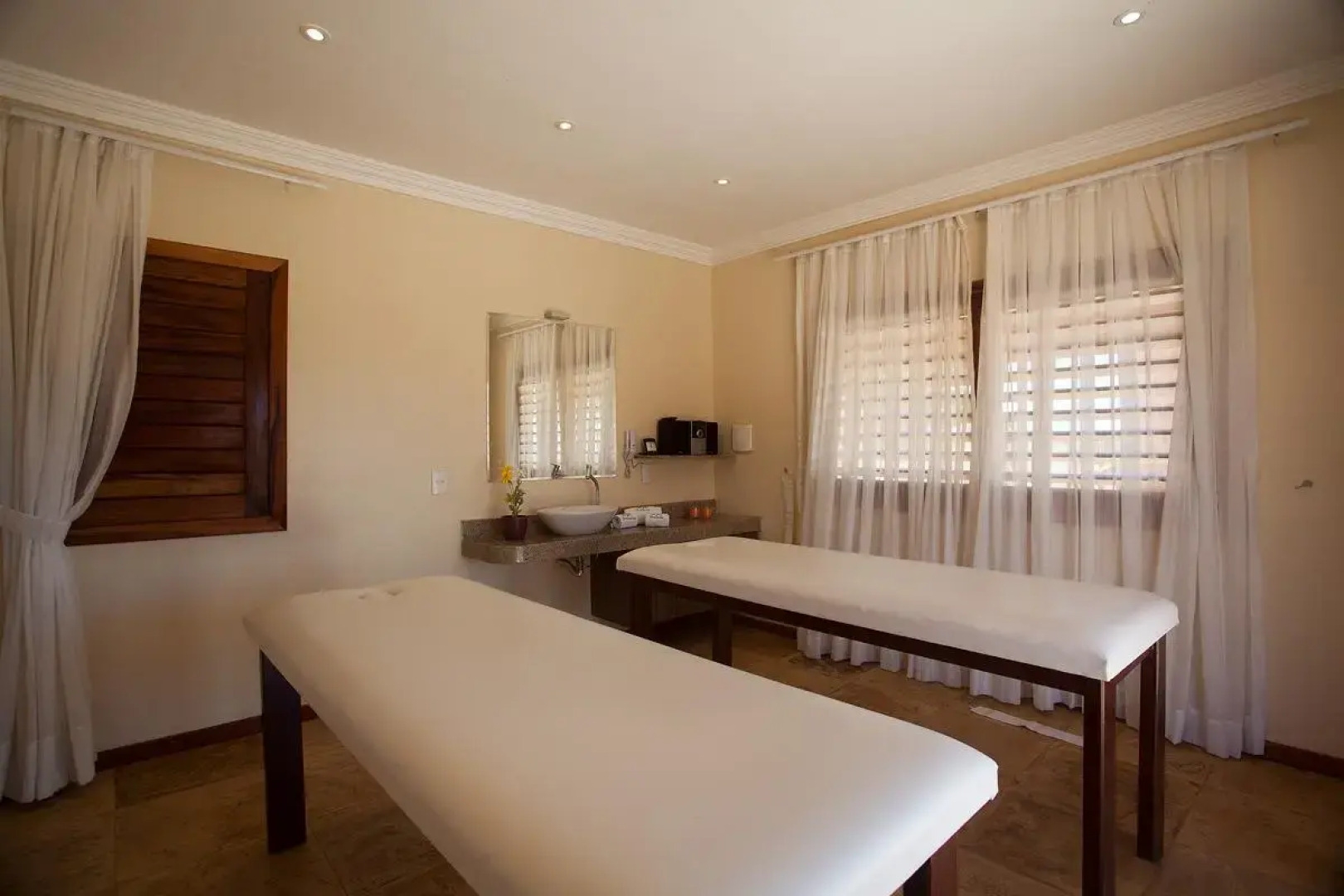 Pousada Refúgio Jardim de Canoa