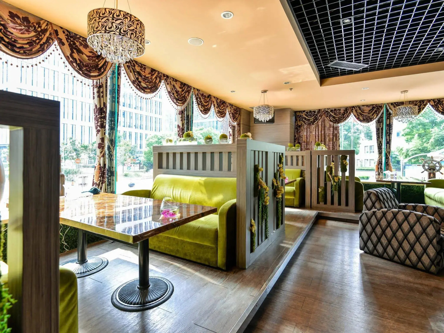 Luxemon Hotel（Pudong Shanghai）