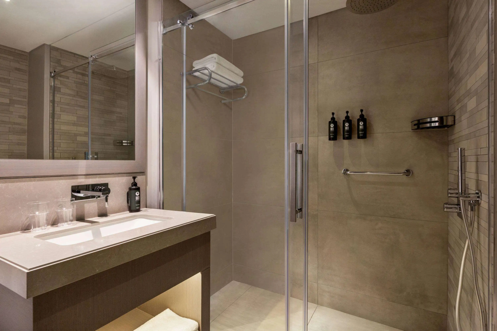 Отель Ramada Plaza By Wyndham Batumi