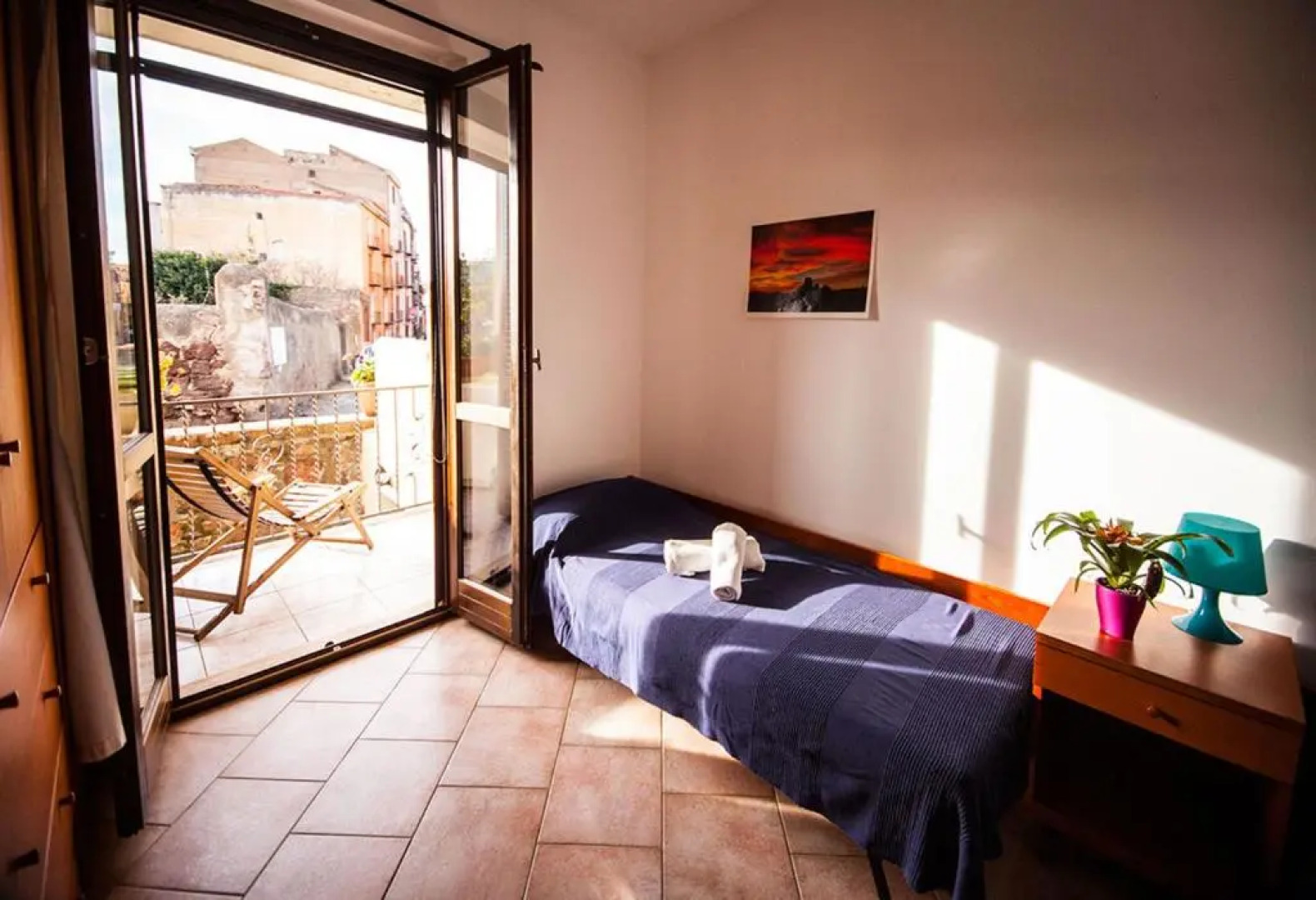 Bosa Apartments "House on the River"