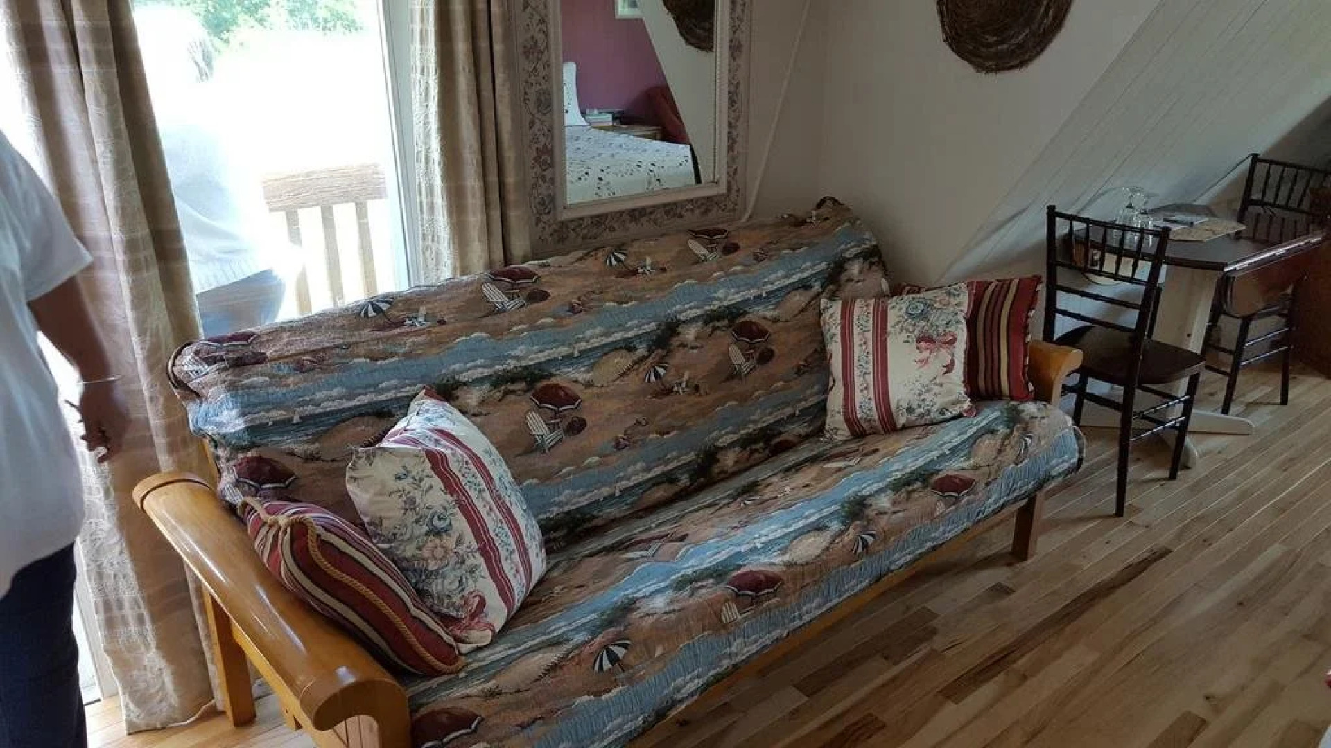 A Cape Cod Ocean Manor Inn