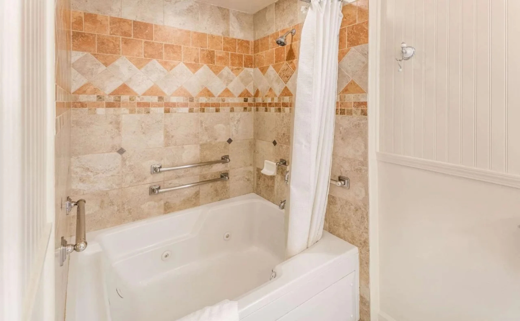 Econo Lodge Inn & Suites Heavenly Village Area