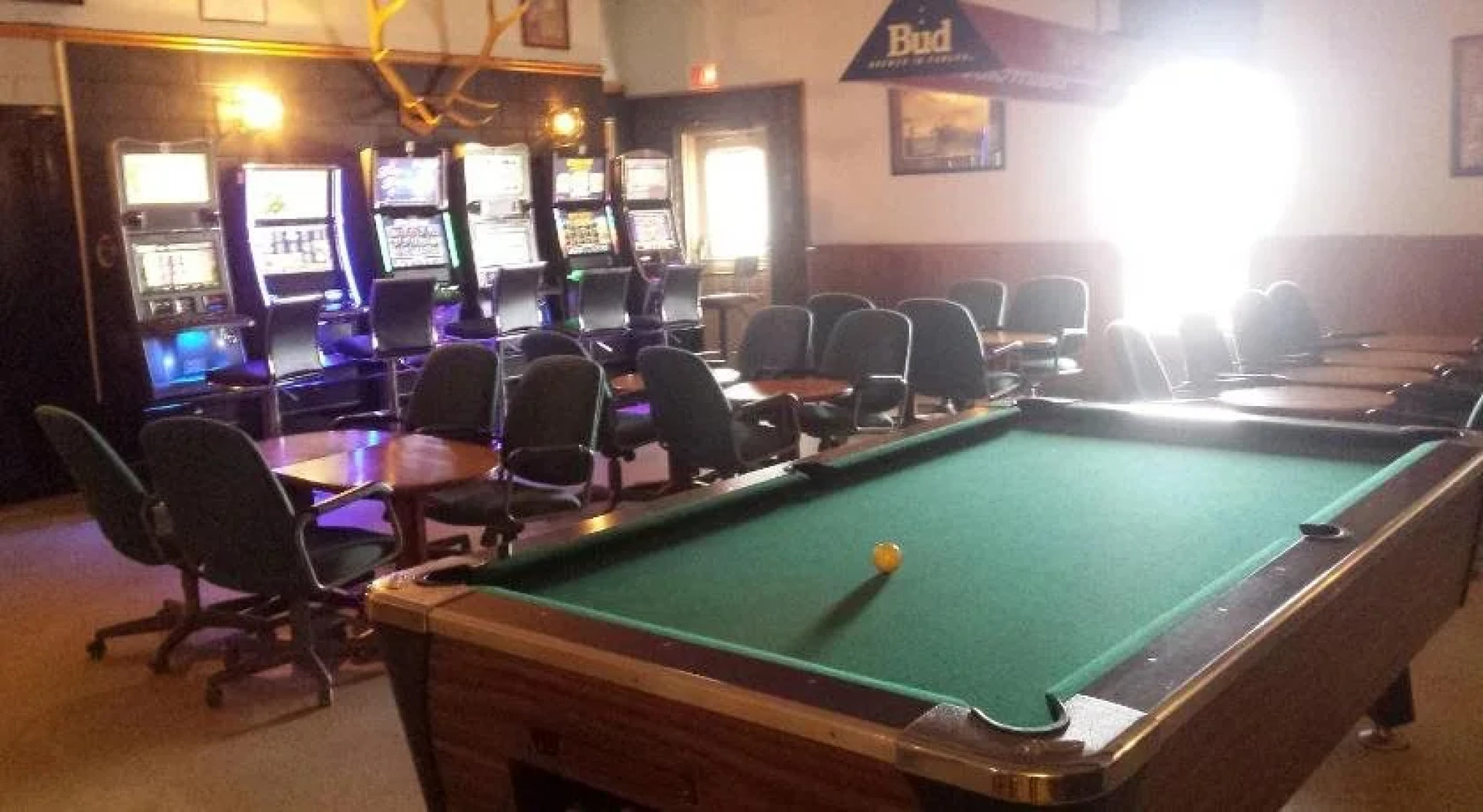 Maple Creek Motor Inn