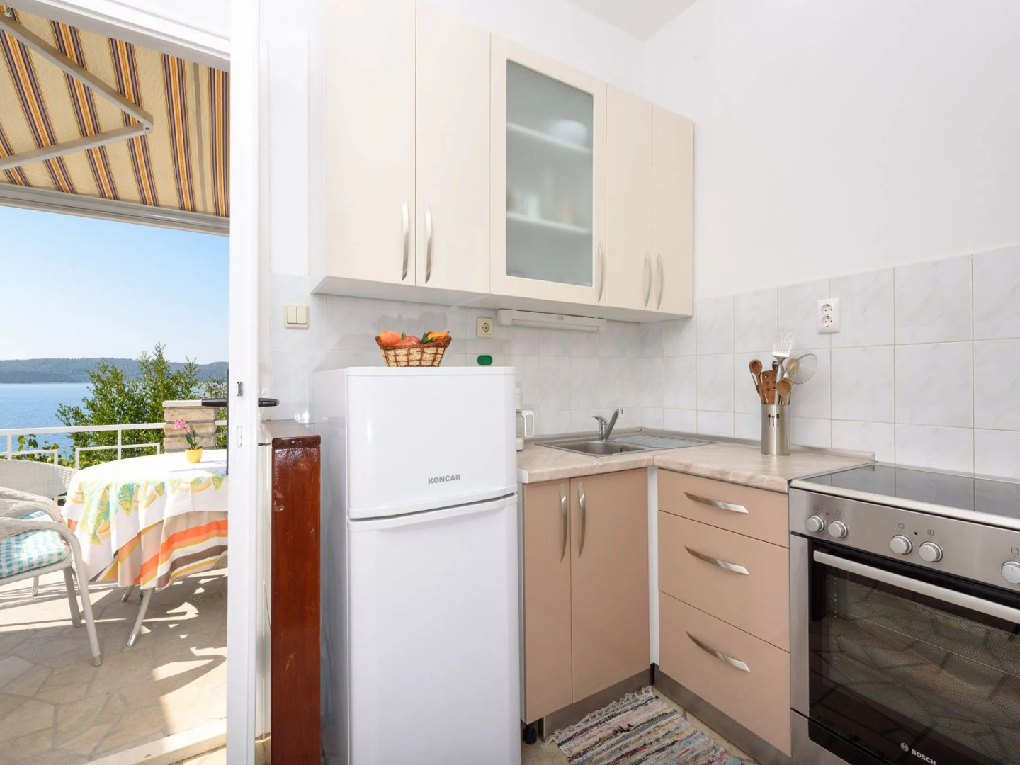 Apartment Mihaela - sea view : A2 Trogir, Riviera Trogir