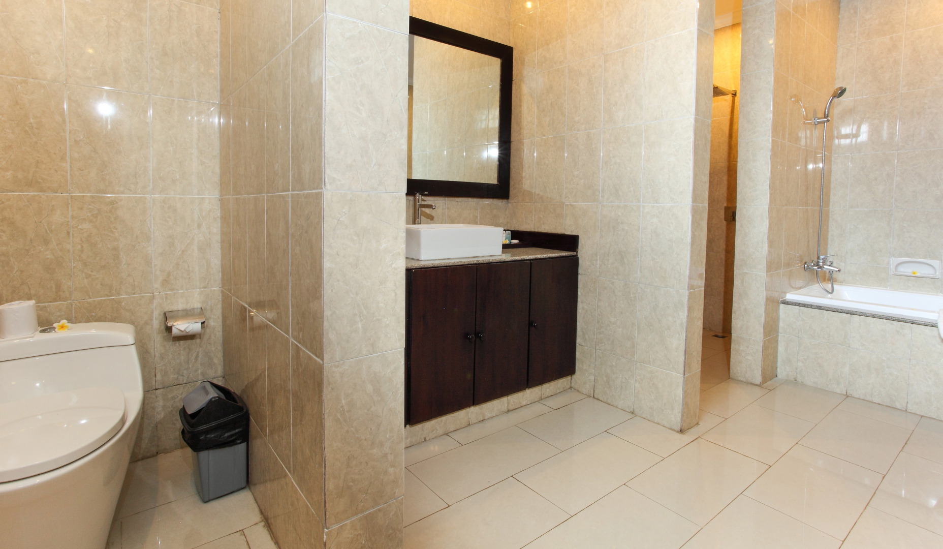 Puri Saron Baruna Beach Cottages