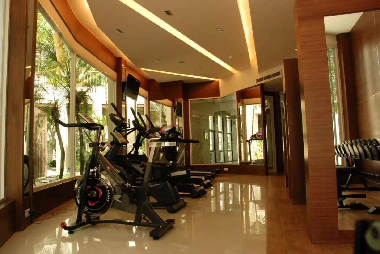 Grand Garden Hotel & Residence