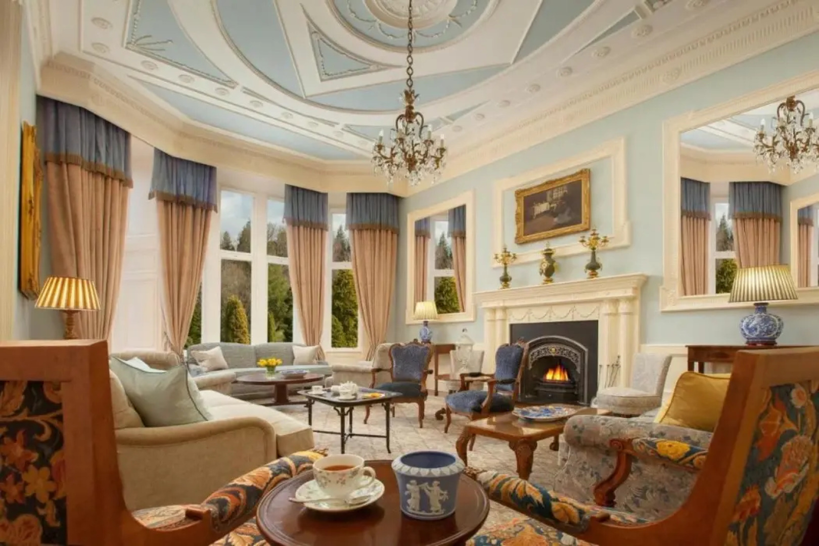 Crossbasket Castle Hotel & Restaurant