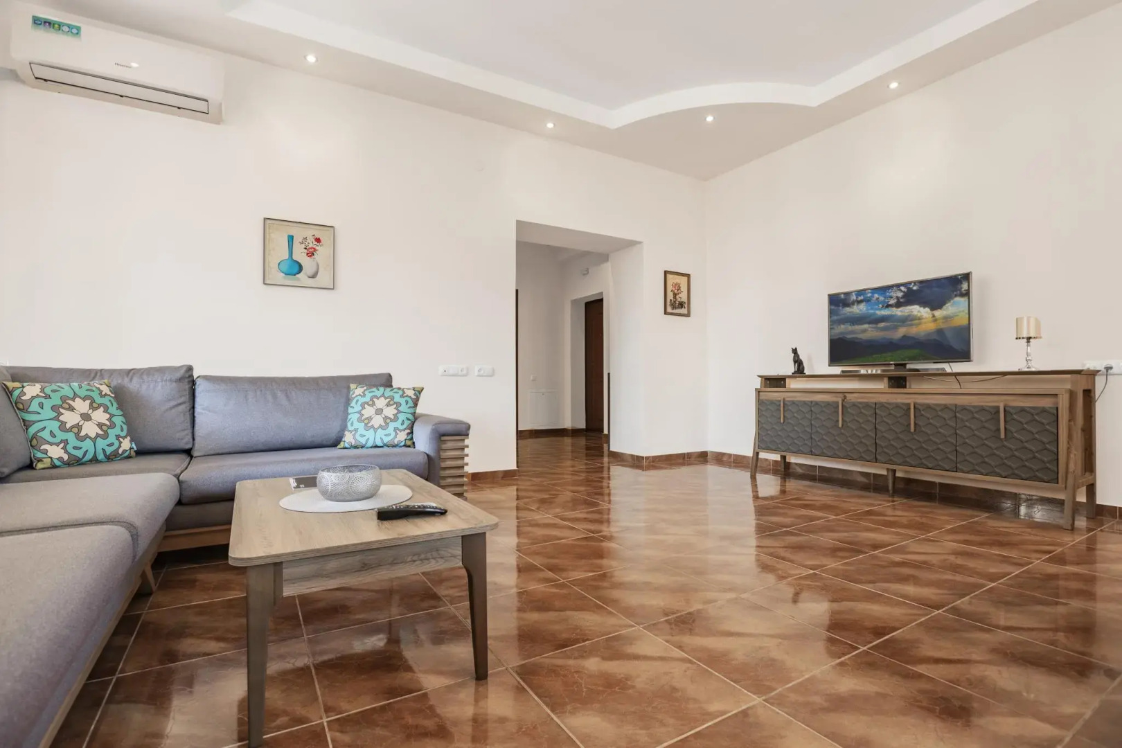 Stay Inn (Стей Инн) на улице Амиряна 4/6