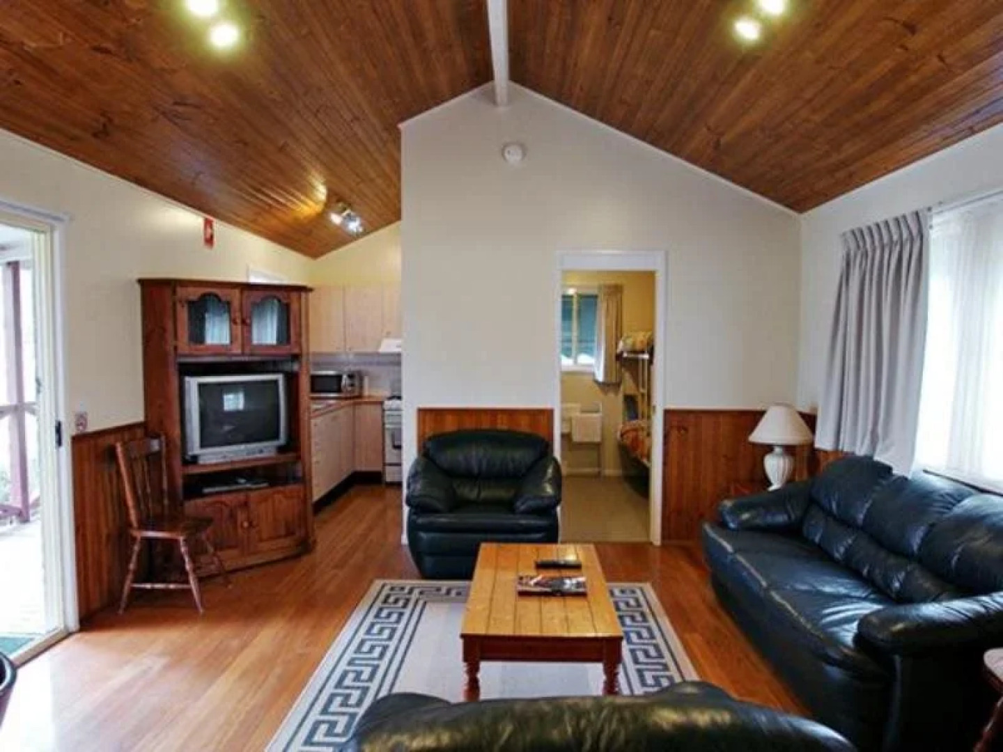 Starline Alpacas Farmstay Resort