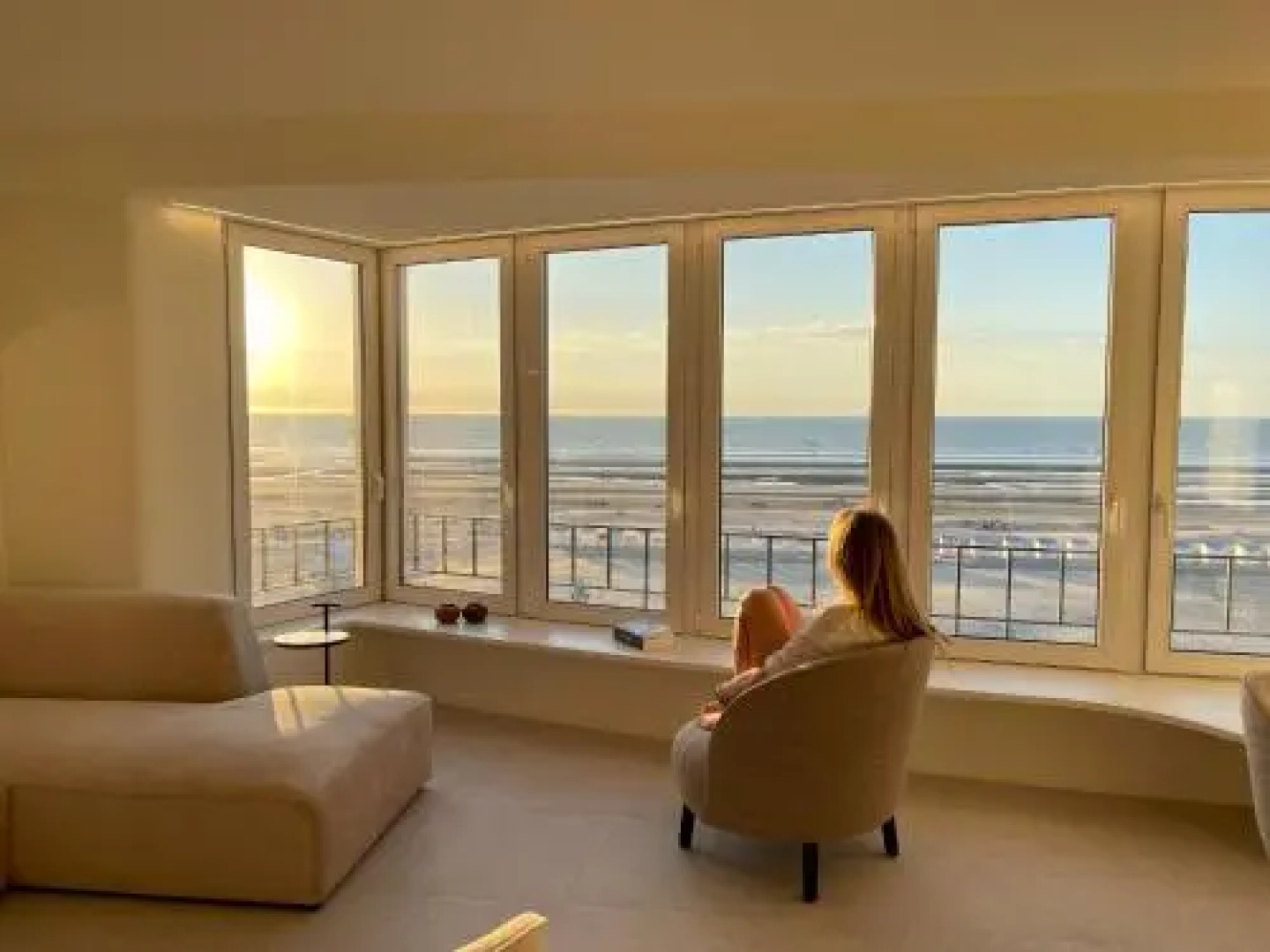 Zeedijk centraal Oostduinkerke