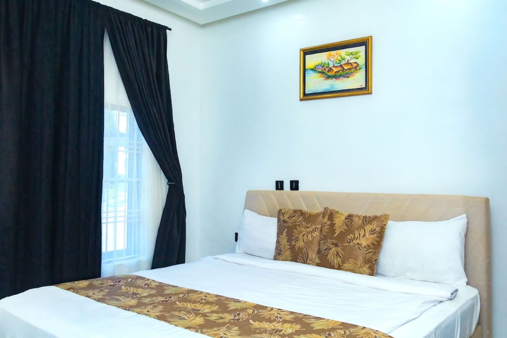 The Point Hotel and Suites