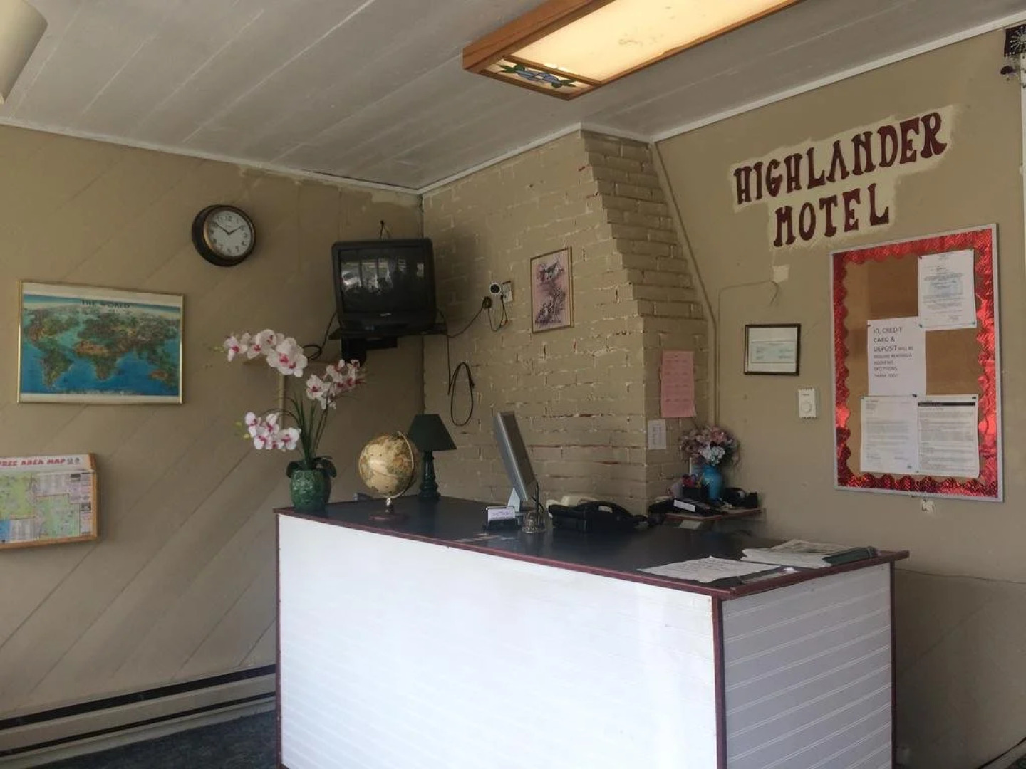 Highlander Motel