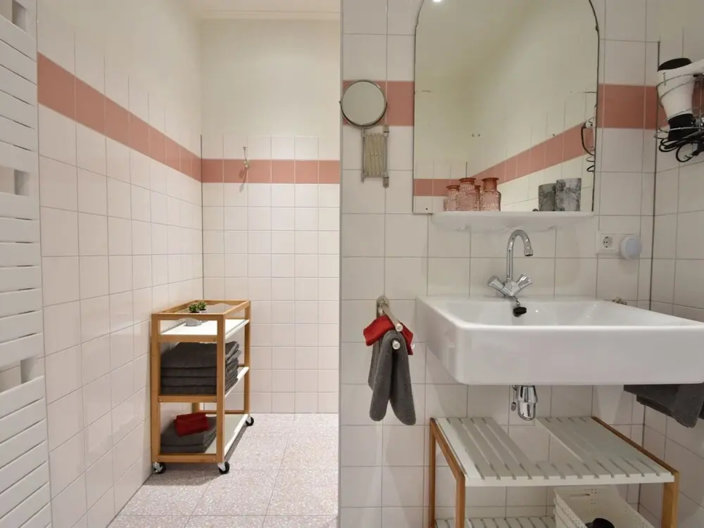 Vintage Holiday Home in Kamperland near Lake Veerse