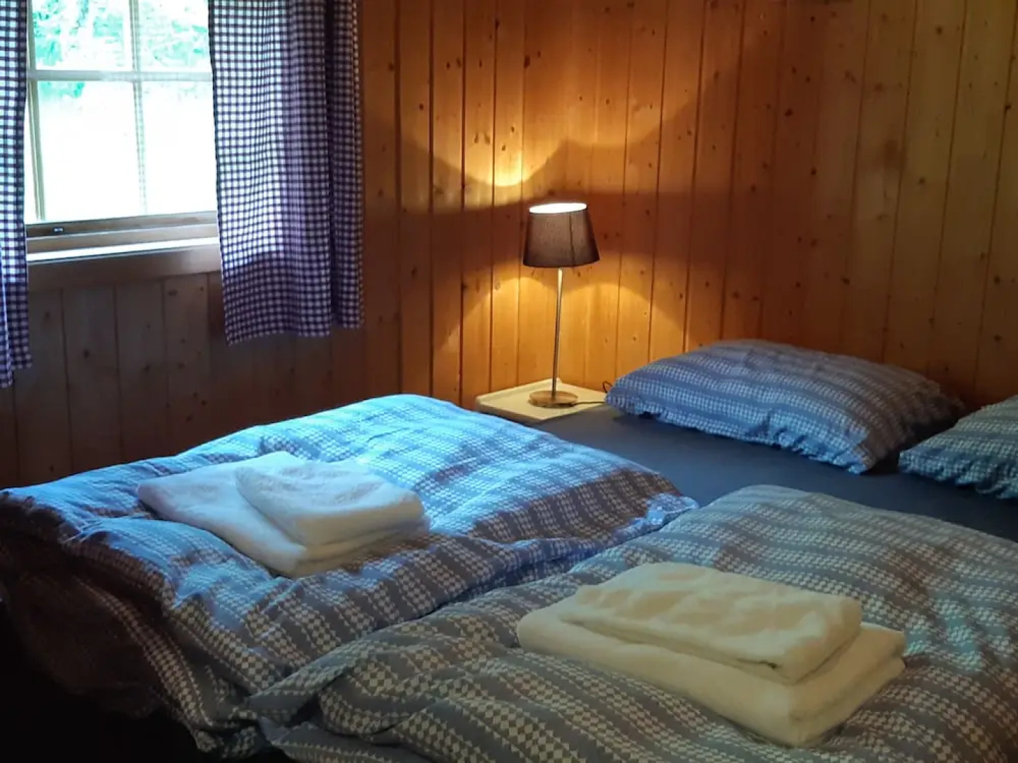 Eidsdal Camping Og Feriehus