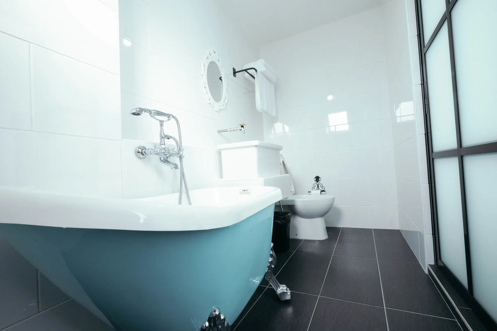 White Loft Hotel