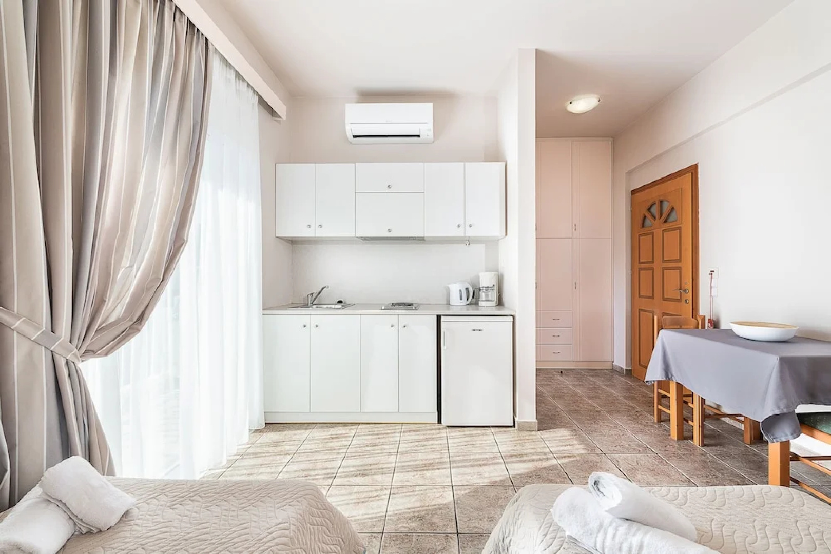 Akti hotel