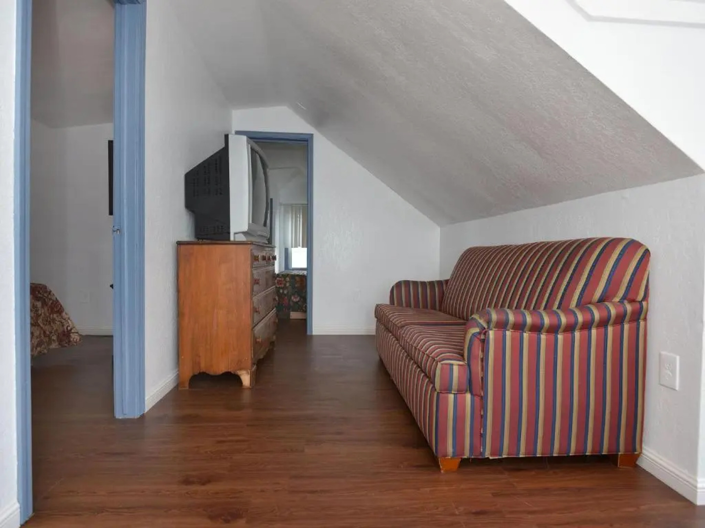 Shore Beach Houses - 52 - 403 Porter Avenue