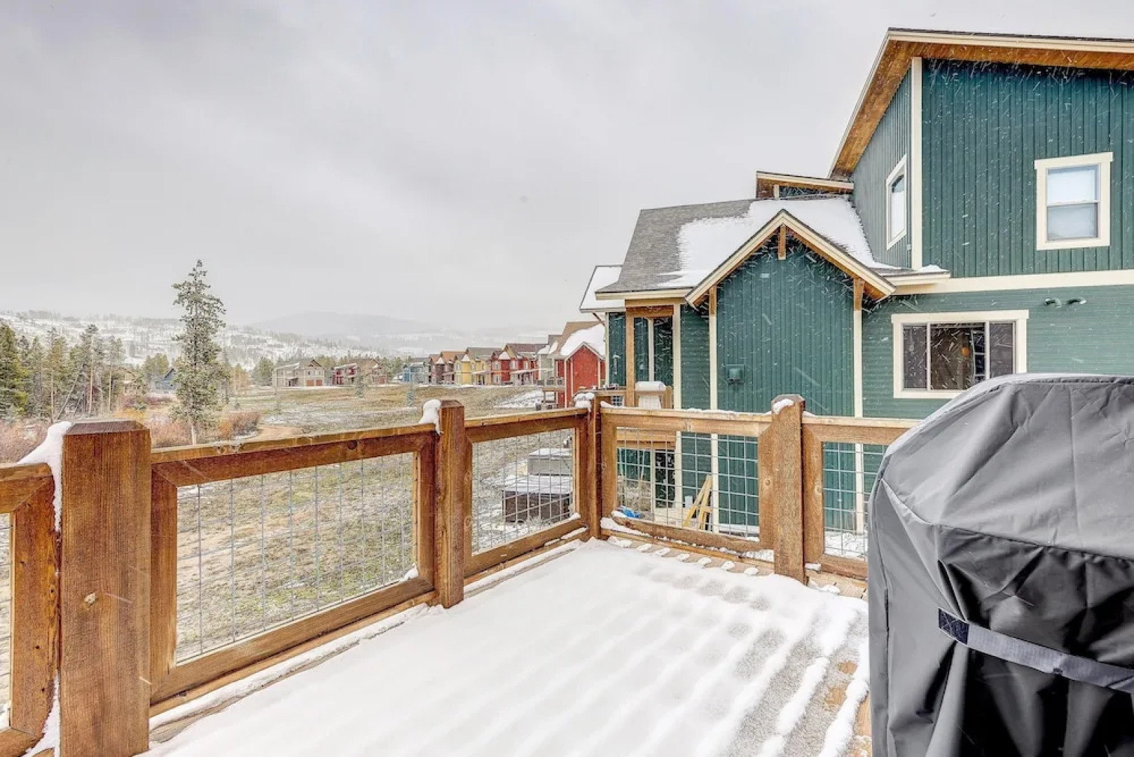 Beautiful 4BD near Winter Park HOT TUB