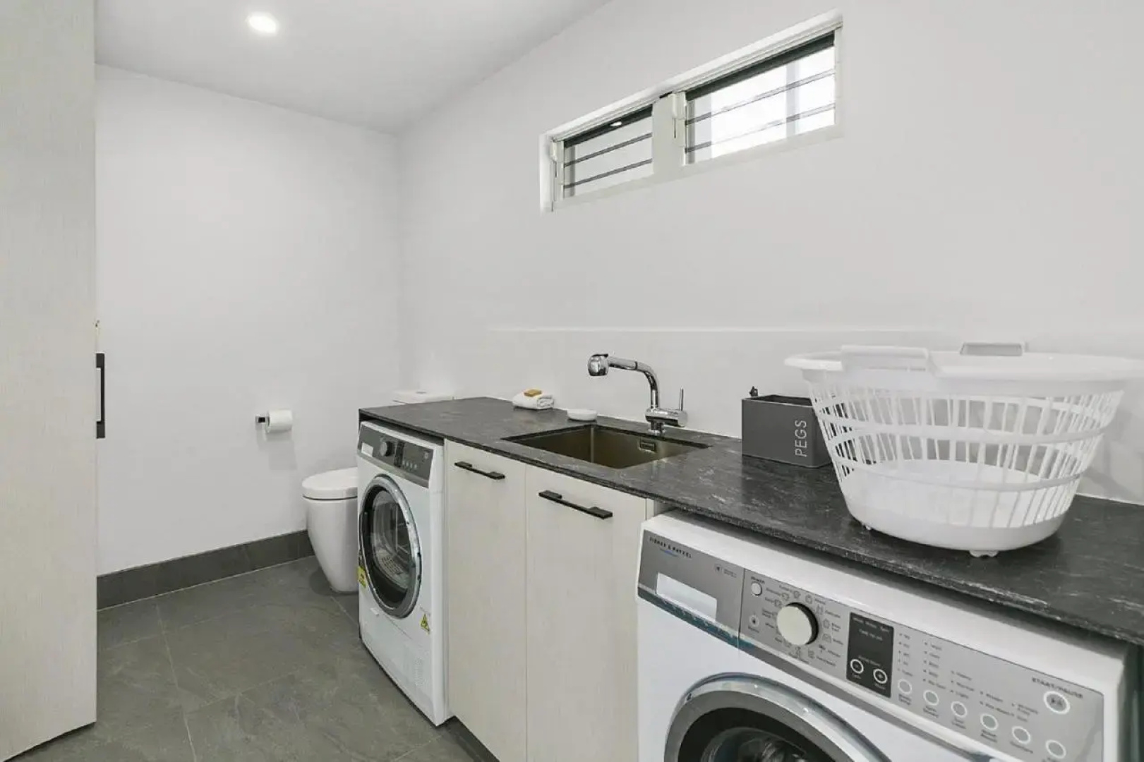 Angler Apartment