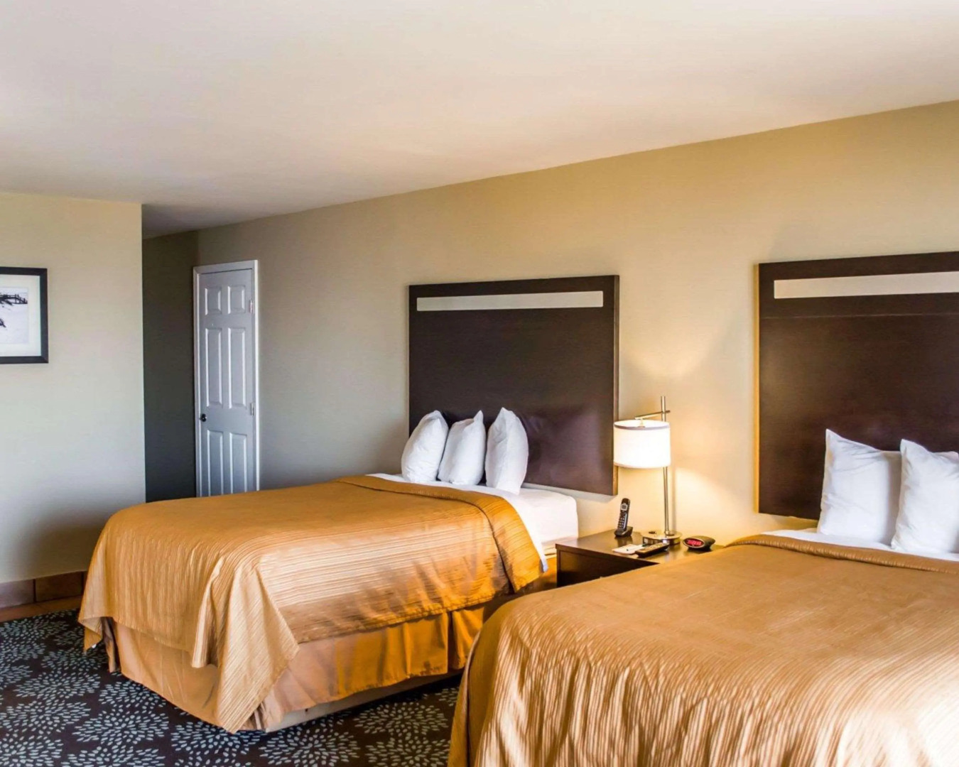 Quality Inn & Suites Gulf Breeze Bayside near Pensacola Beach