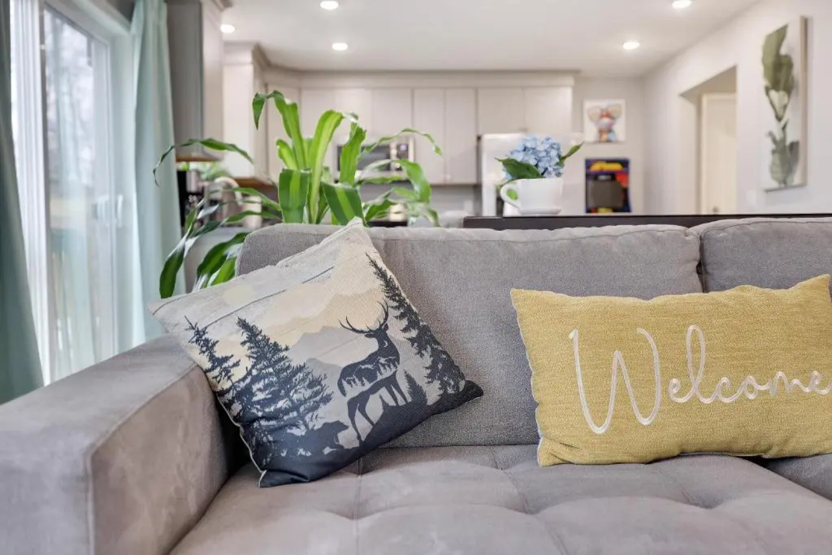 New Build-Modern 4BR, Kid-Friendly Home In Poconos