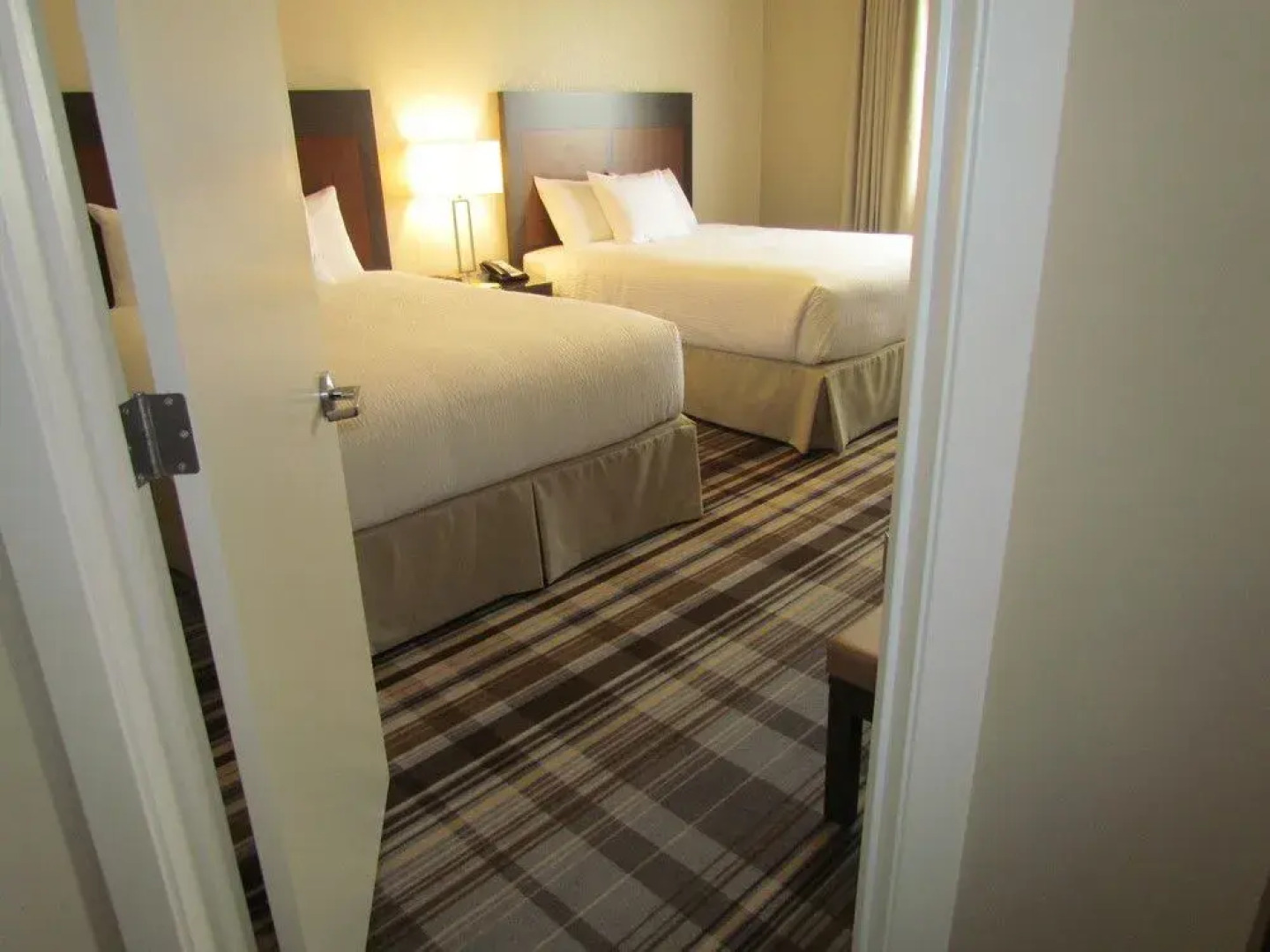 Days Inn and Suites Airdrie