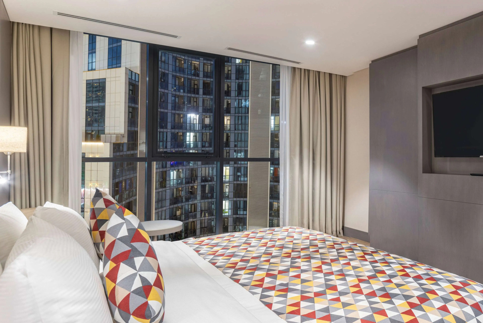 Отель Ramada Plaza By Wyndham Batumi