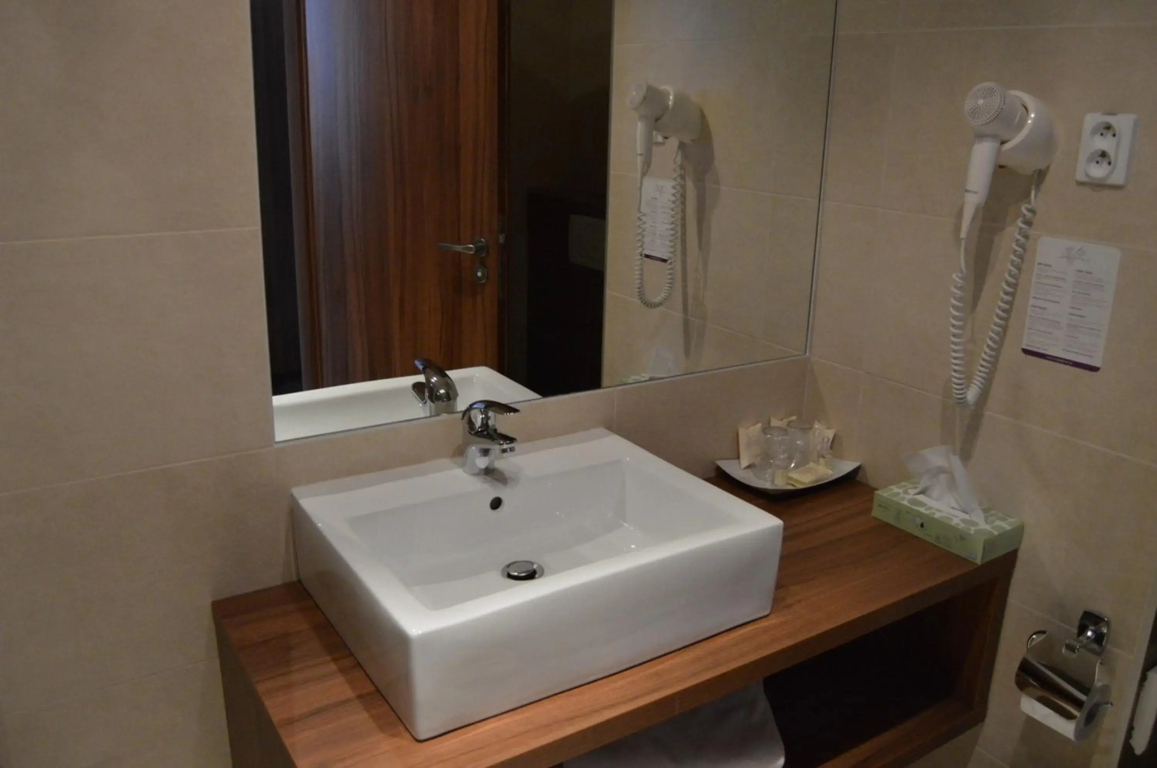 Hotel Saffron