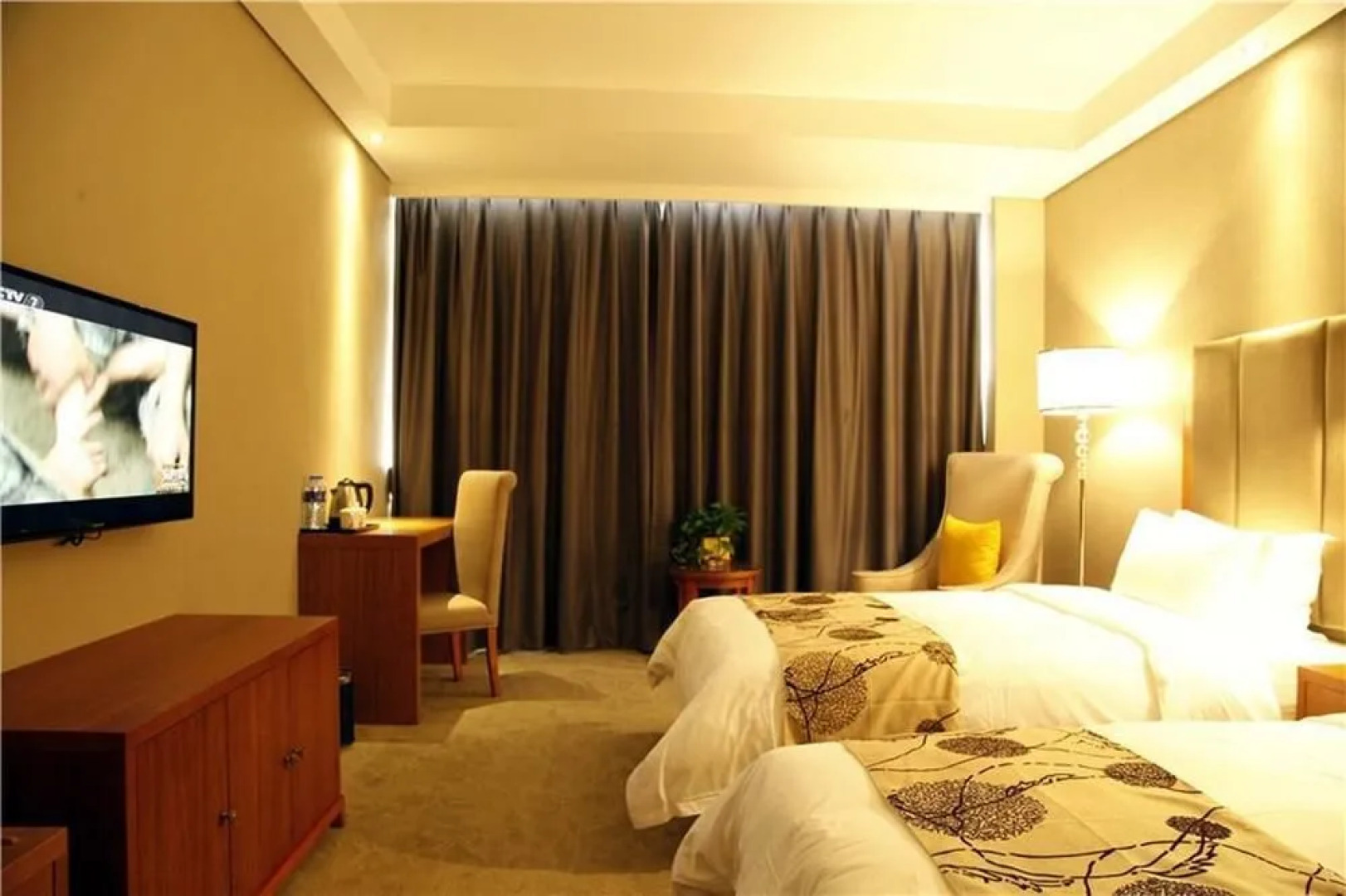 Kaifeng Zhongzhou Delicate Hotel