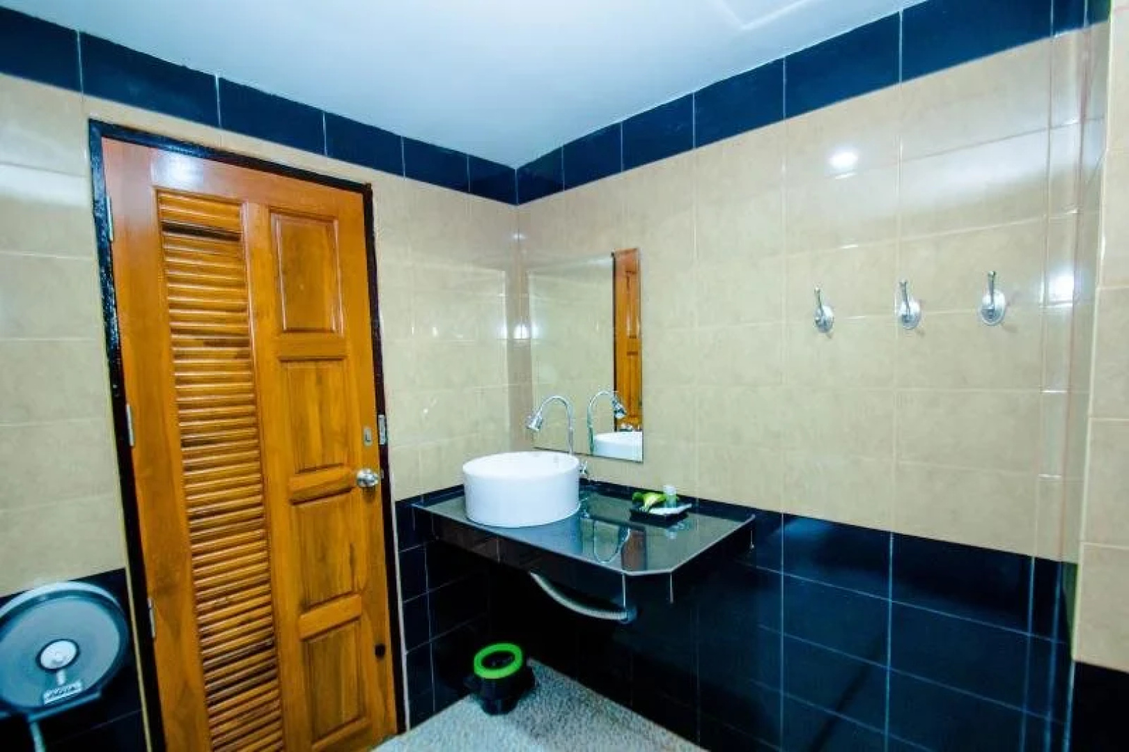 Maladee Hotel