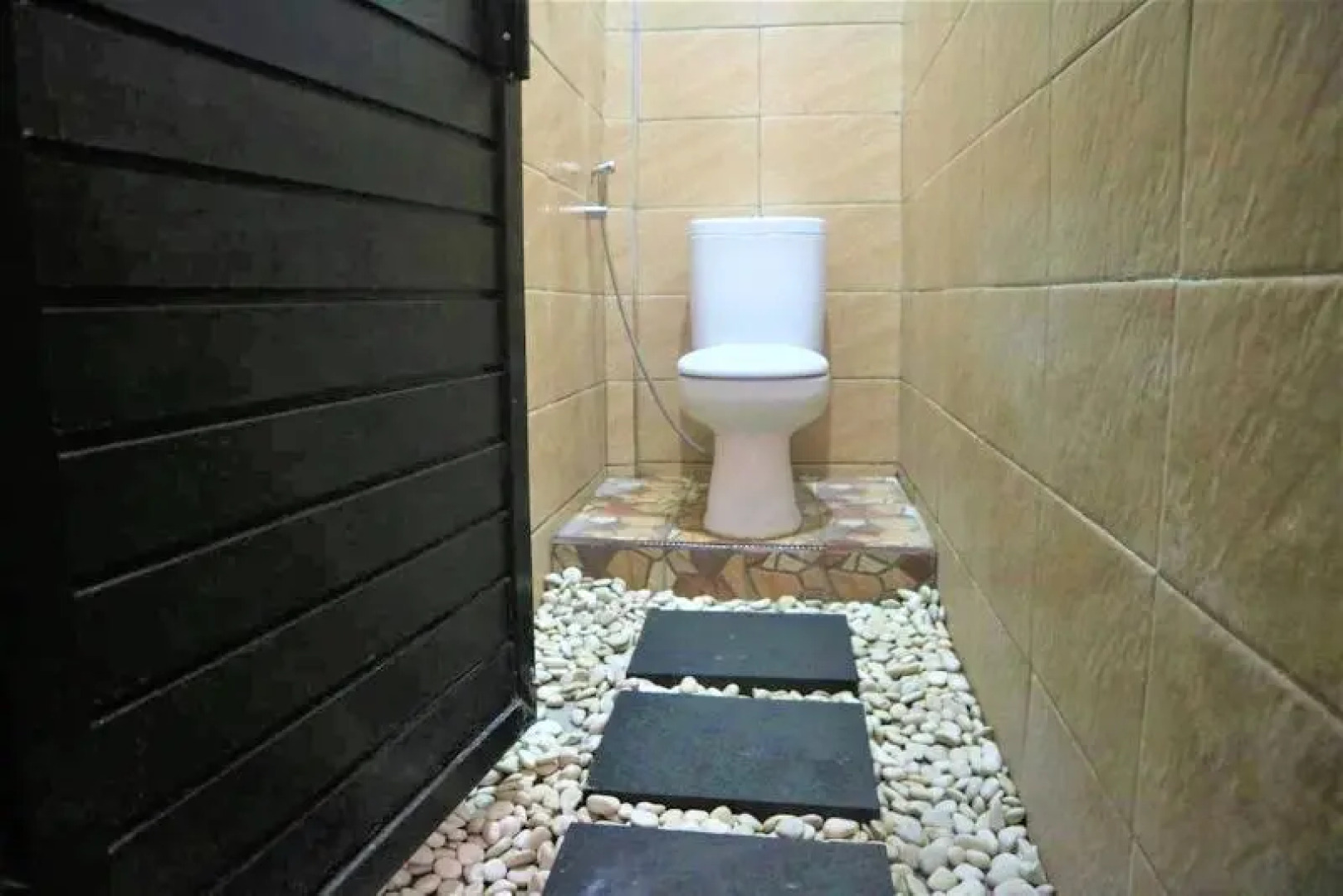 Harmony Guest House by ZUZU