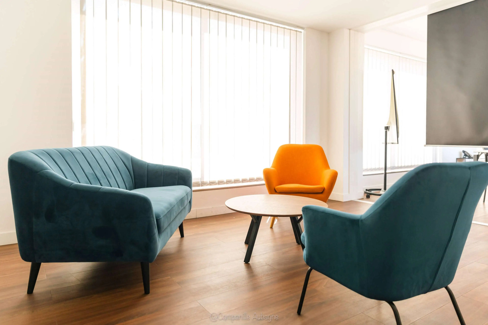 CAMPANILE MARSEILLE EST - Aubagne