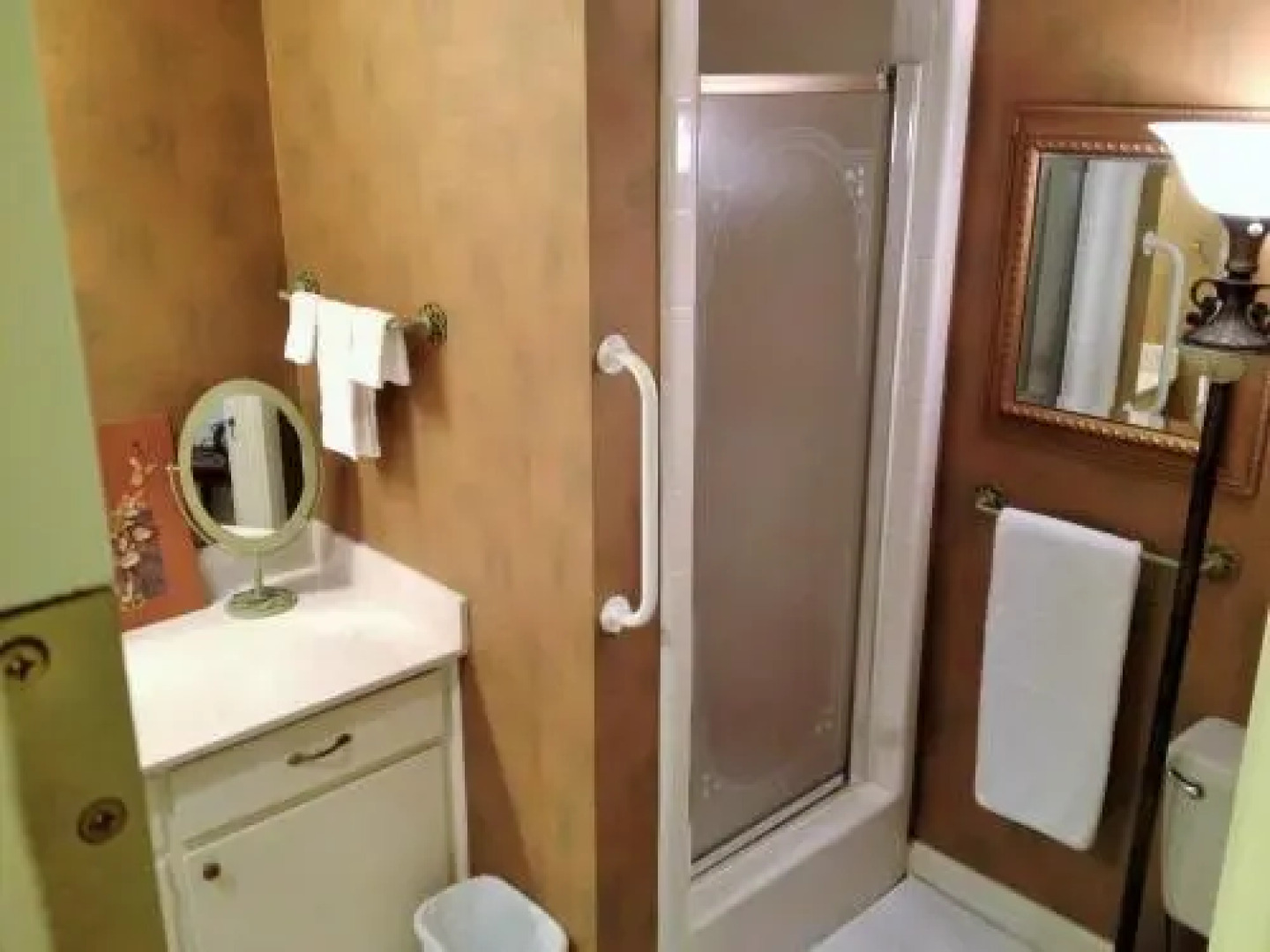 Studio B Guest House