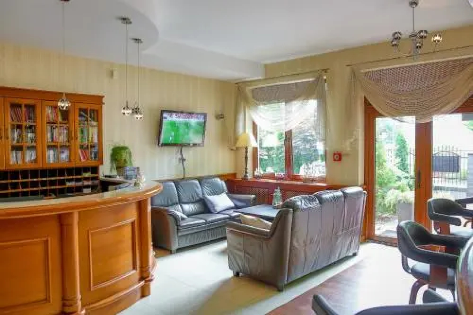 Villa Mariner