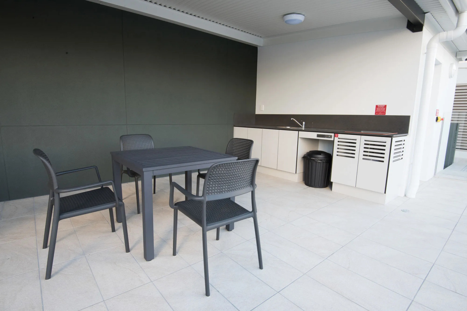 Verve on Cotton Tree