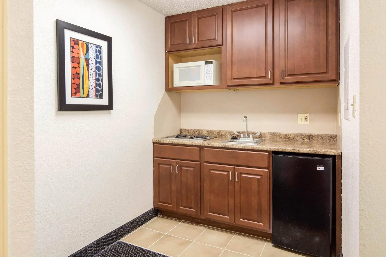 Rodeway Inn At Fort Lee