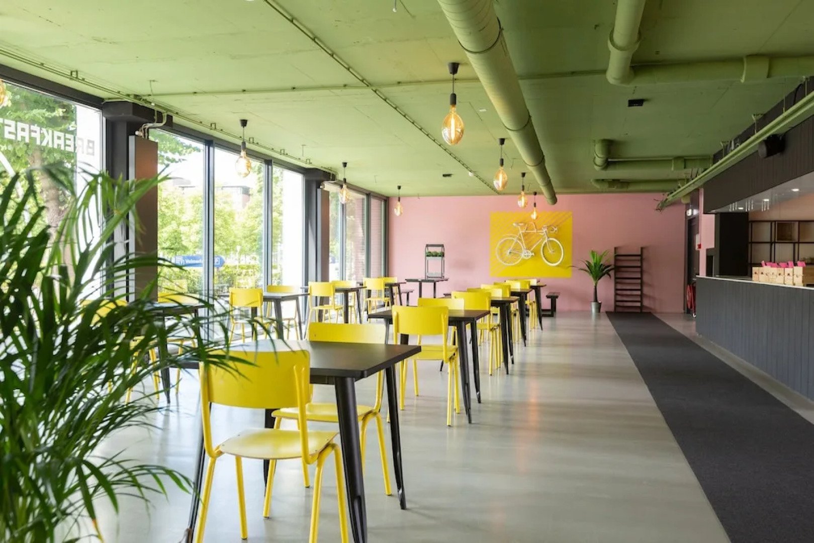 Urban Hotel The Golden Stork